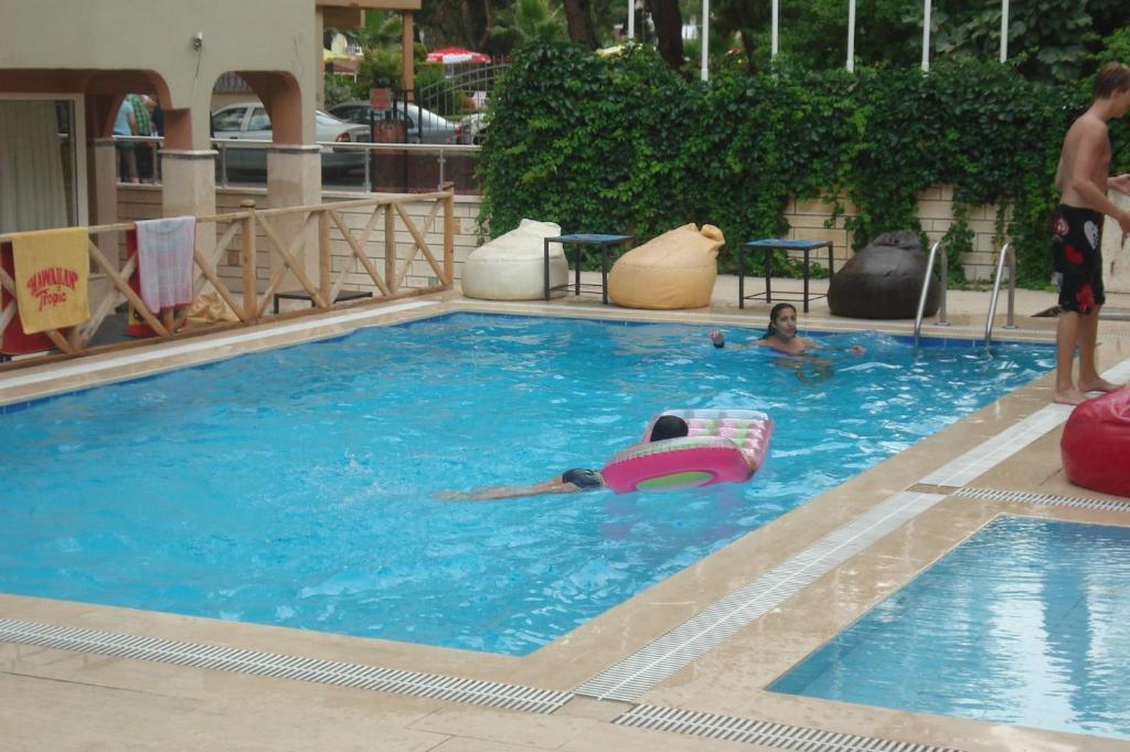 אנטליה Tumay Hotel מראה חיצוני תמונה